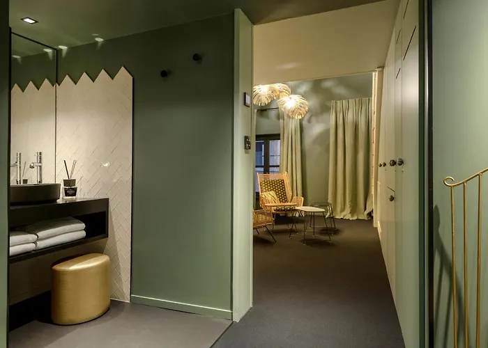 Mihotel Tour Rose Hotel *