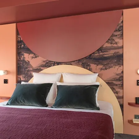 Mihotel Tour Rose