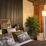 Mihotel Tour Rose
