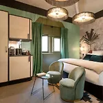 Mihotel Tour Rose