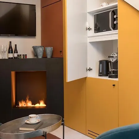 Mihotel Tour Rose 호텔 *