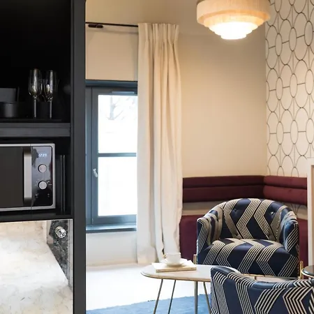 Mihotel Tour Rose Hotel *