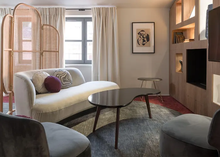 Mihotel Tour Rose Hotel *